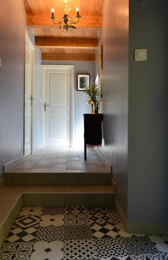 Chez Pique-Fesse Chambre D'Hote Saint-Martin-L'ars Kültér fotó
